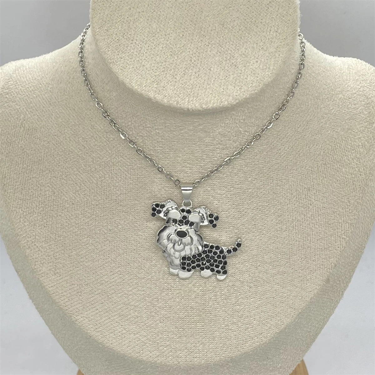 Cute Cartoon Tonguing Schnauzer Pendant Necklace for Women Fashion Ladies Puppy Animal Party Jewelry Accessories Dog Lovers Gift